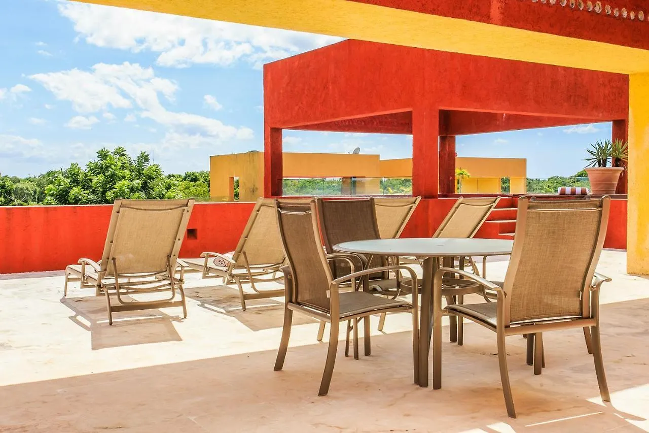 Apartment Private Pool Penthouse, Bikes Plus Resort Pool Onsite! Playa del Carmen