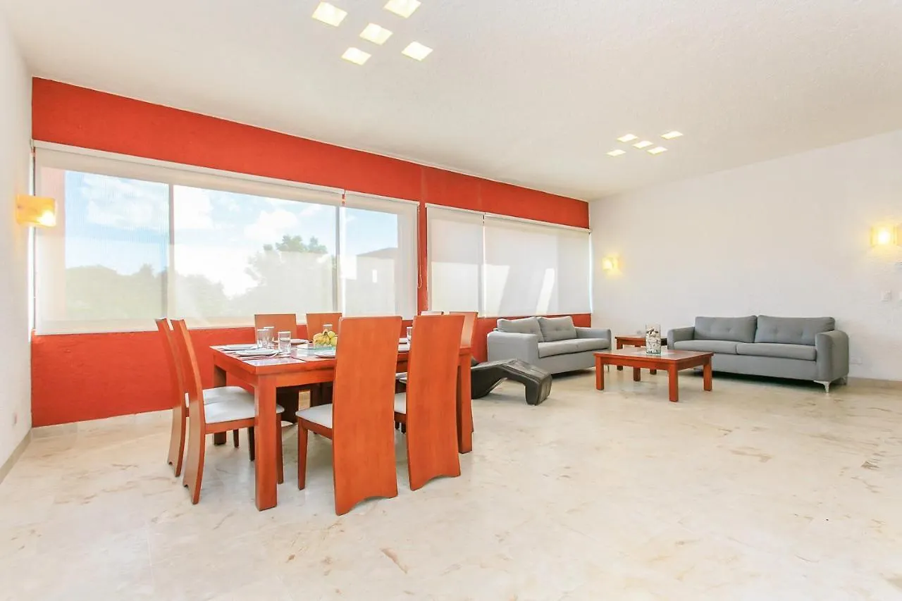 Private Pool Penthouse, Bikes Plus Resort Pool Onsite! Playa del Carmen Apartment