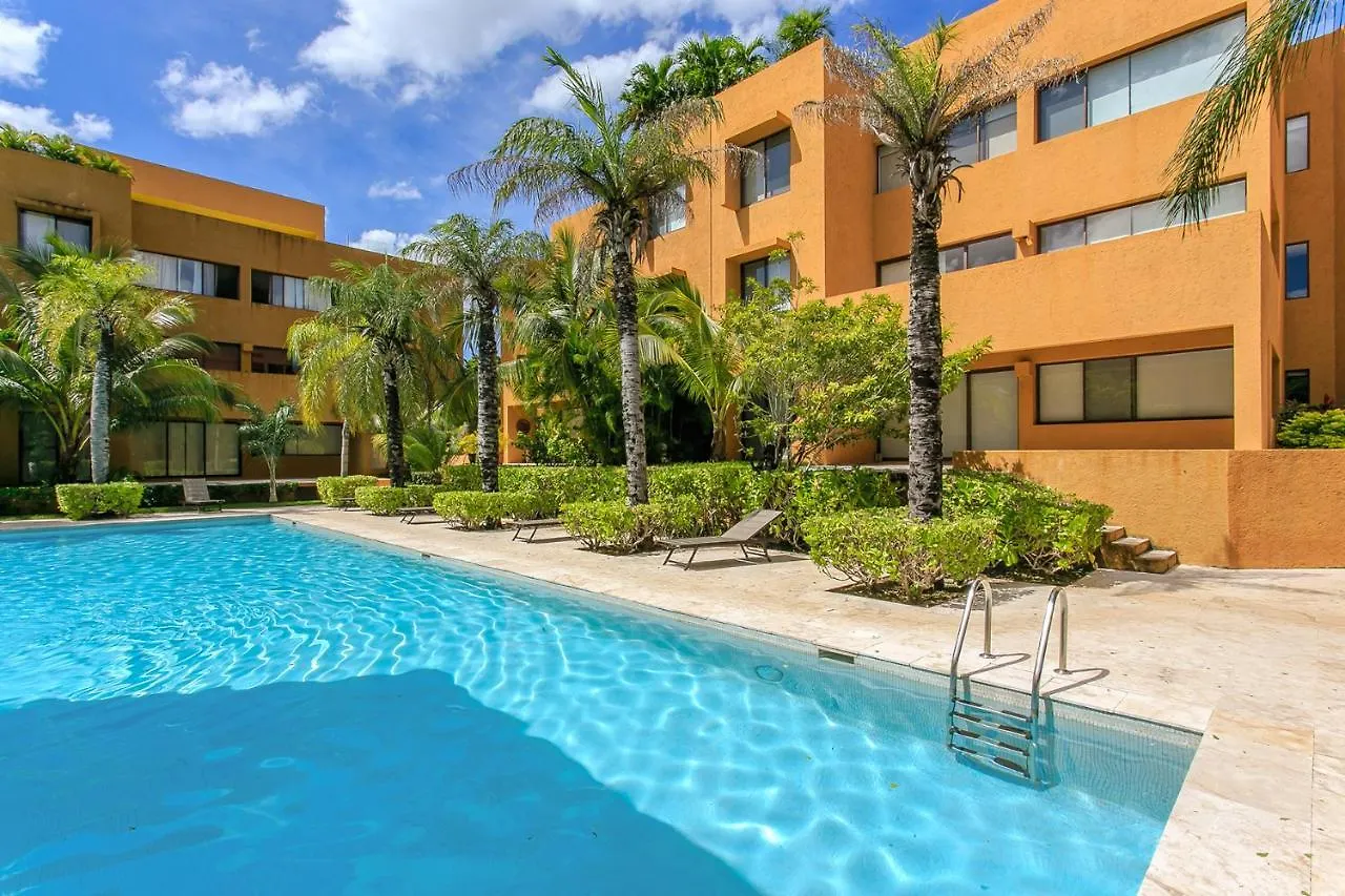 Apartment Private Pool Penthouse, Bikes Plus Resort Pool Onsite! Playa del Carmen