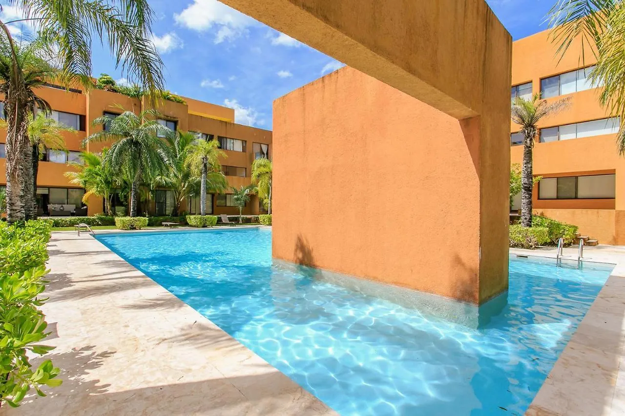 Apartment Private Pool Penthouse, Bikes Plus Resort Pool Onsite! Playa del Carmen
