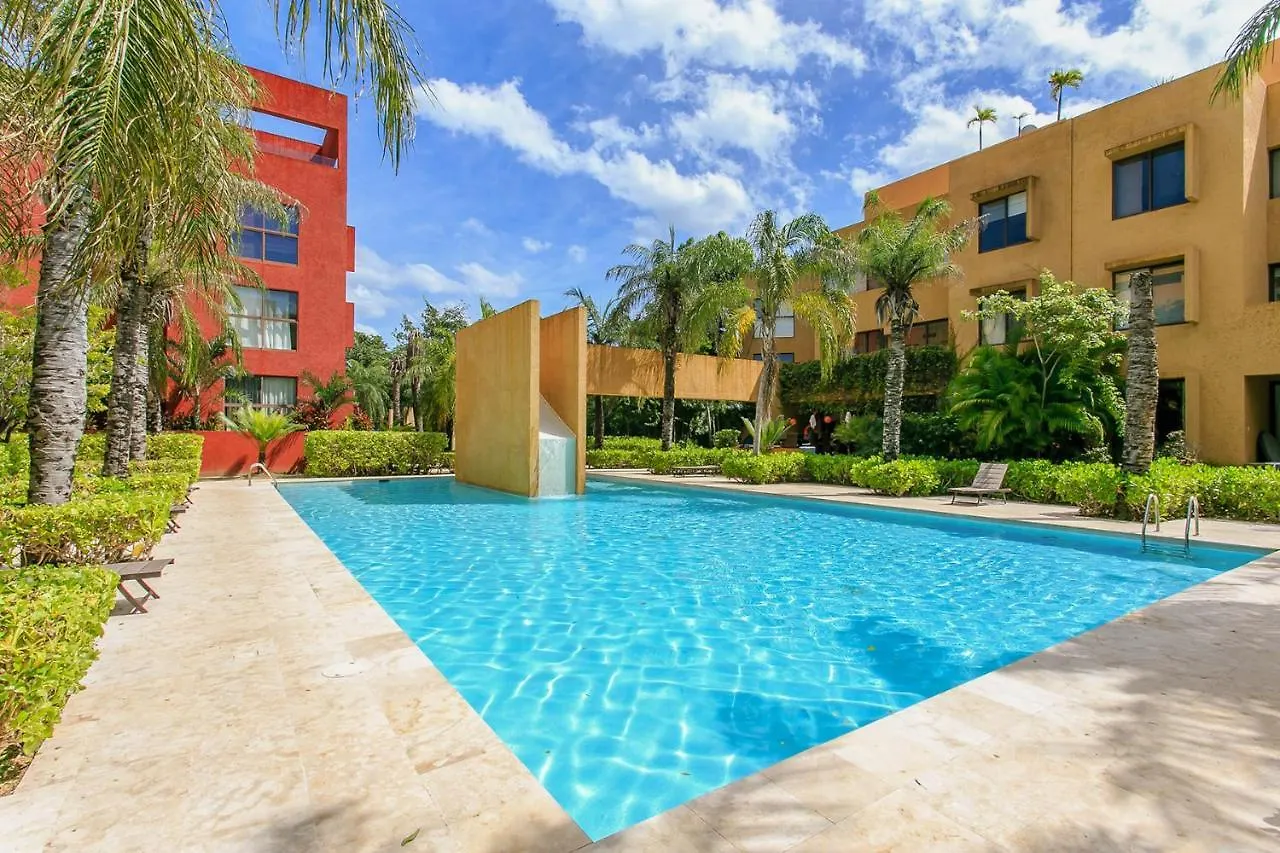 Private Pool Penthouse, Bikes Plus Resort Pool Onsite! Playa del Carmen Mexico