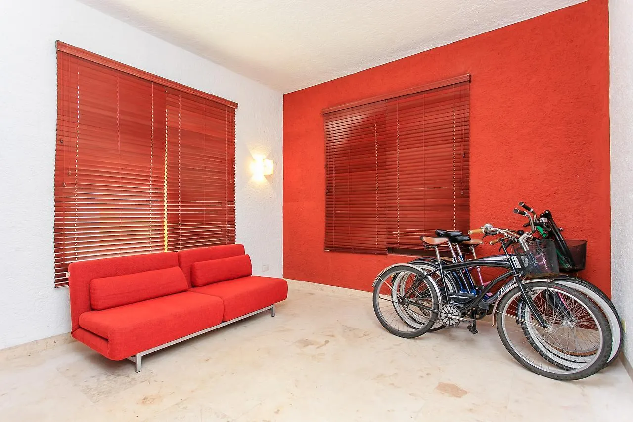 Private Pool Penthouse, Bikes Plus Resort Pool Onsite! Playa del Carmen Mexico