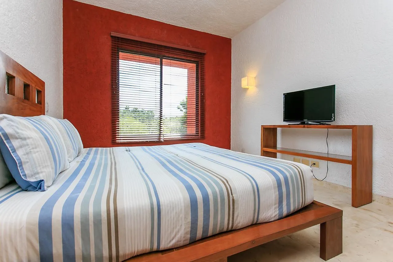 Private Pool Penthouse, Bikes Plus Resort Pool Onsite! Playa del Carmen 0*,  Mexico
